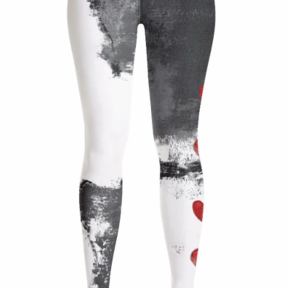 Debbie Dannheisser Black & White w/ Red Hearts High Waist Leggings, Sz L - Picture 4 of 10